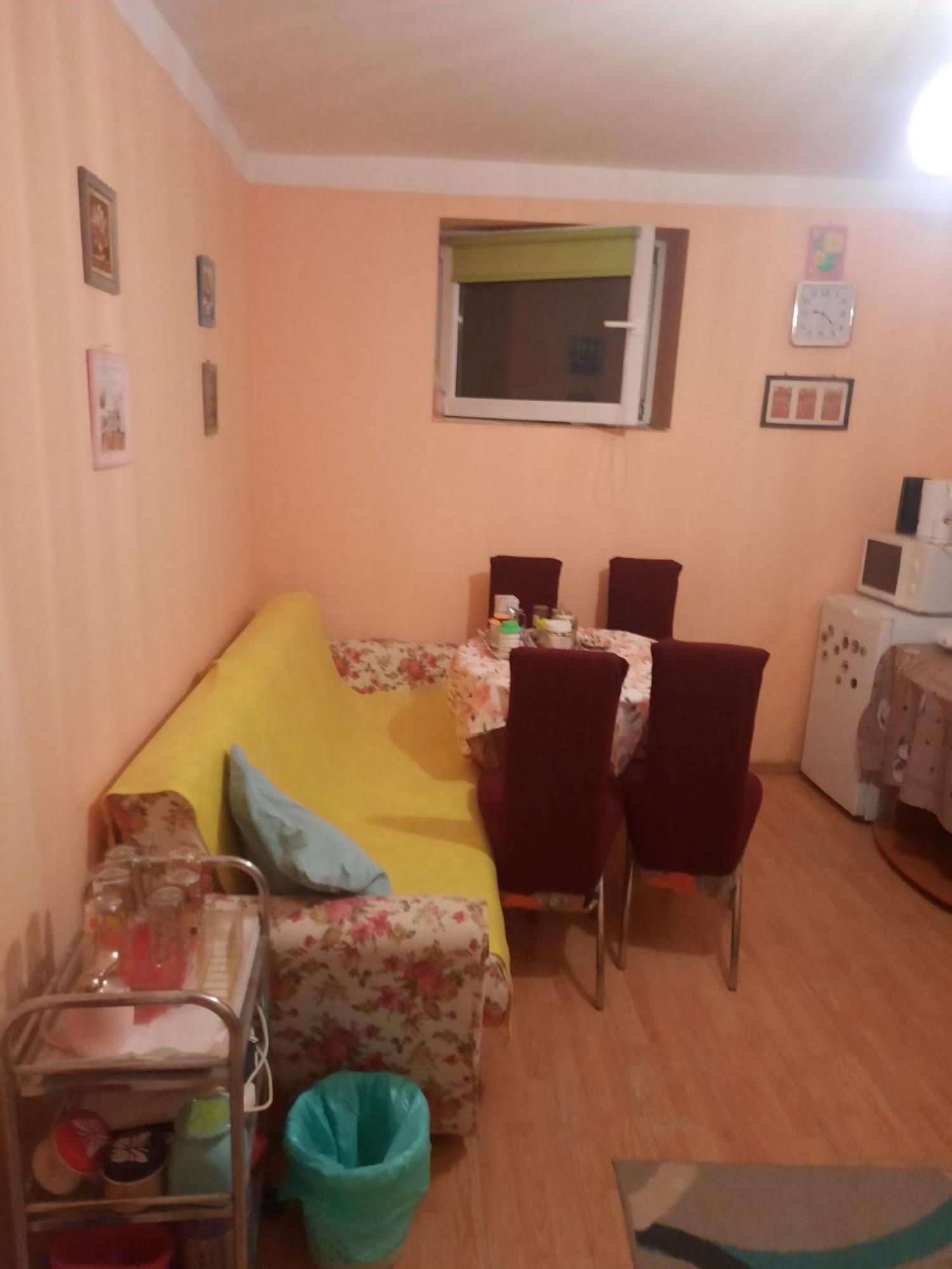 Apartament Cu Doua Camere Si Gradina Cluj-Napoca Buitenkant foto